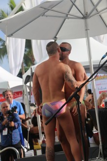 xbizmiami18_mankini_112